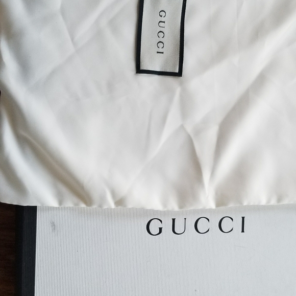 New In Box Gucci High Tops - Picture 11 of 16